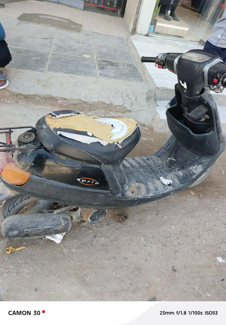 سلام عليكم شباب دراجه ذبانه للبيع الدراجه حلوه دبل سيم الشلعه حلوه المحرك ناعم السعر100 للستفسار اتصال على الرقم ‏‪***********‬‏
