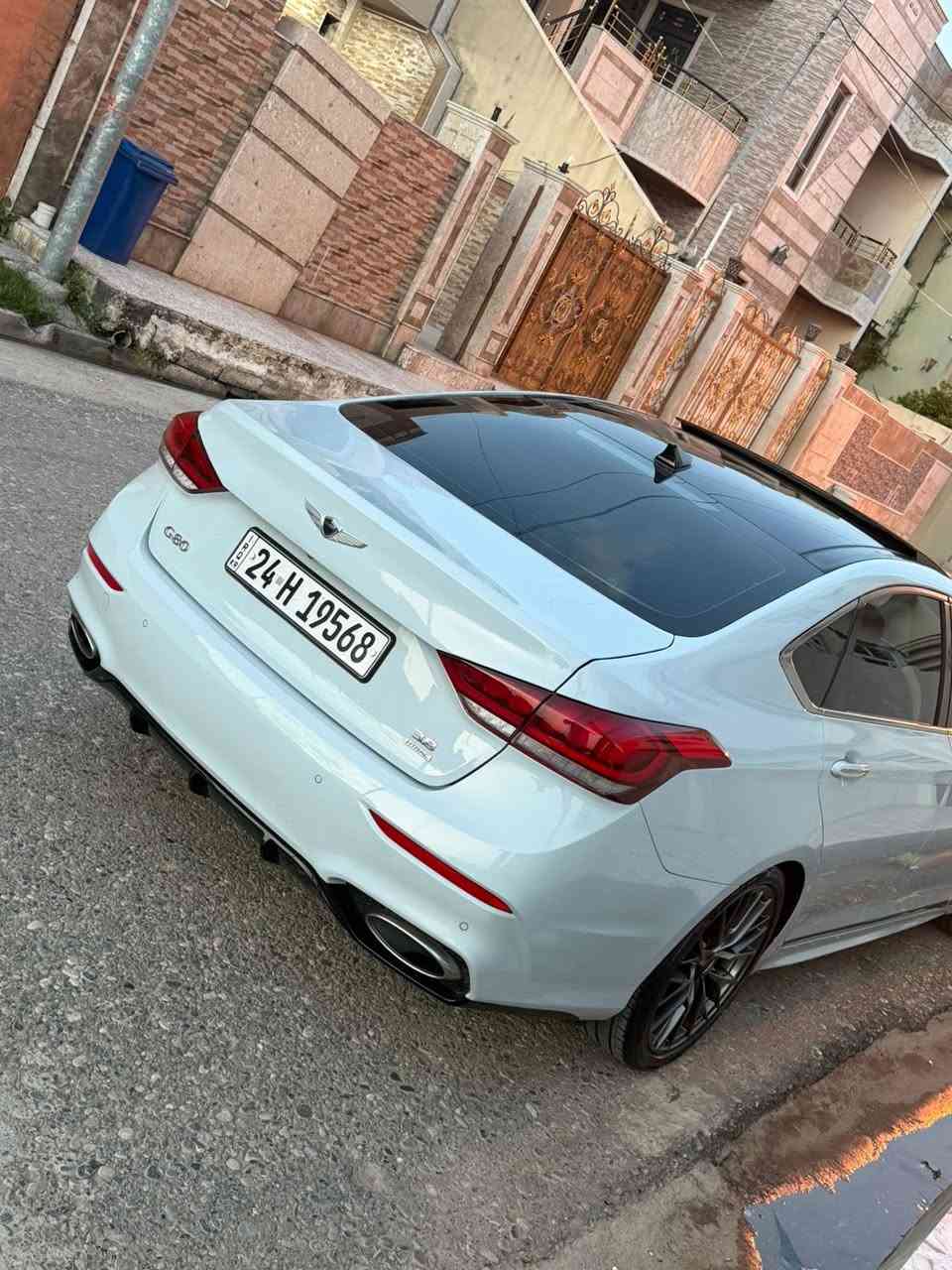 ‏Genesis G80٢٠٢٠  سيارا ماشي ١٠٠ ألف مايل بها ثلاث قطعة صبغ خلف سيارة حلو وجاه كل شيء بشر￼ ماكينة ￼ محرك سعر فول فول  سعر ٢١٥ مجال ￼ طيبين  ￼


**إذا كنت صاحب هذا الإعلان وتريد حذفه لأي سبب، رجاءا أرسل رسالة إلى الدعم الفني**