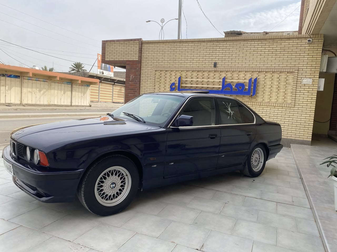 السلام عليكم بي أم كير ومكينه وصدر وتبريد وتخم تاير كله جاهز السياره موديل 91 رقم بغداد مشروع وطني لل 27 السعر 54 وبيها مجال المكان بغداد ***********
***********
