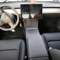 تسلا موديل ٢٠٢٣ • ٣٣٠٠٠ كم • حادث خلفي يمين