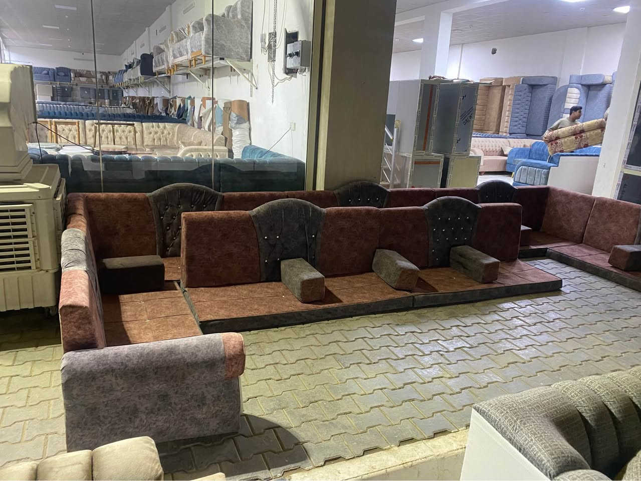 جسه عربيه تسكام خشب وسفنج طبي 14 متر زاوتين7دوشك معه كوشات كامله كربلاء الحر *********** سعر 380 كربلاء, العراق
