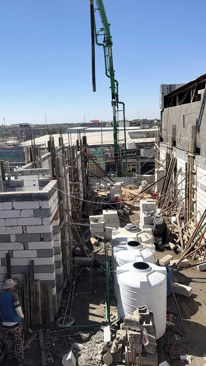 اللهم صلى عله محمد وال محمد تم بعون الله المباشره في اعمال بنايه وتم انتهاء مرحله البناء ومرحله صب الاعمده ونشالله الى مرحله السقف 
موقع ابي الخصيب كوت ثويني مساحه ١٨٠م
للاستفسار علخاص او الاتصال ***********
