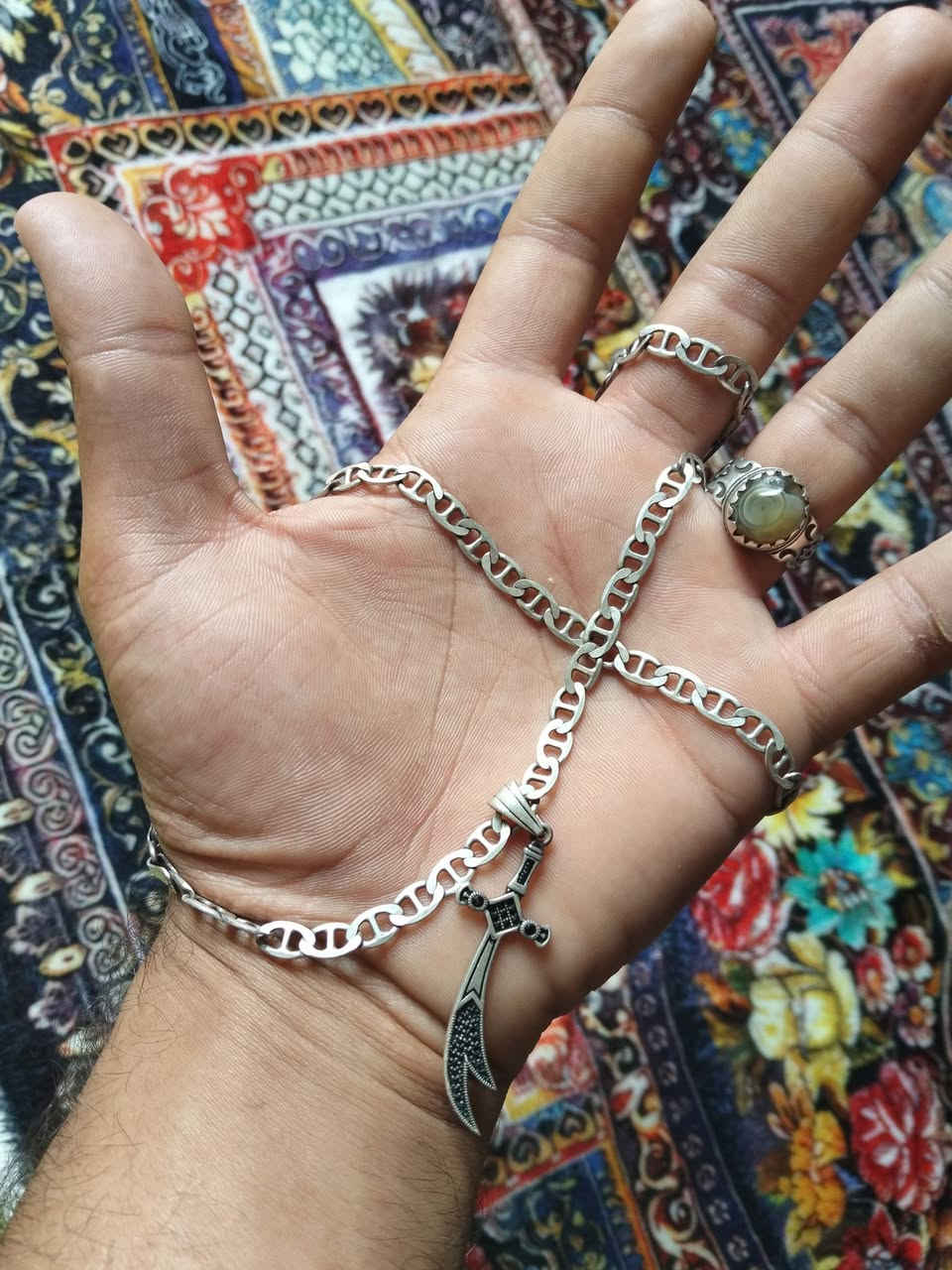 زنجيل 23اغرام السيف هم فضه 925 وزن ثكيل او متانه جديد سعره 120لو مو معتاز مابيعه تره تحفه😁


**إذا كنت صاحب هذا الإعلان وتريد حذفه لأي سبب، رجاءا أرسل رسالة إلى الدعم الفني**