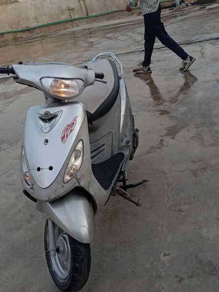 سلام عليكم
دراجه منغولي للبيع 

دراجه صارله شهرين نازله رمبه 

دراجه لايت بكلايت اشاير يمنى يسره 

مكينه خرسه تجي وتشوف ختم واحد وي المكينه 

دراجه شلعه ومعدل مكينه تشك الكاع تجي وتشوف بعينك 

دراجه ما مفتوحه كفاله عامه 

السعر 750 وبيه مجال رقمي واتساب فقط ***********
