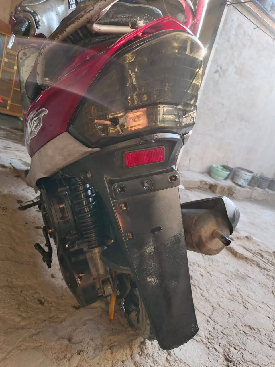 سلام عليكم 
متوفر 
ماكس... منغولي
لون... كرزي
سرعه 120
صناعه.... ياباني
مكينه... 49
شلعه ومعدل... خير من الله
زوج تايرات... جدد
دبلات... جدد
دراجه تخبل 
سعر 450 
عنواني الزعفرانية


**إذا كنت صاحب هذا الإعلان وتريد حذفه لأي سبب، رجاءا أرسل رسالة إلى الدعم الفني**