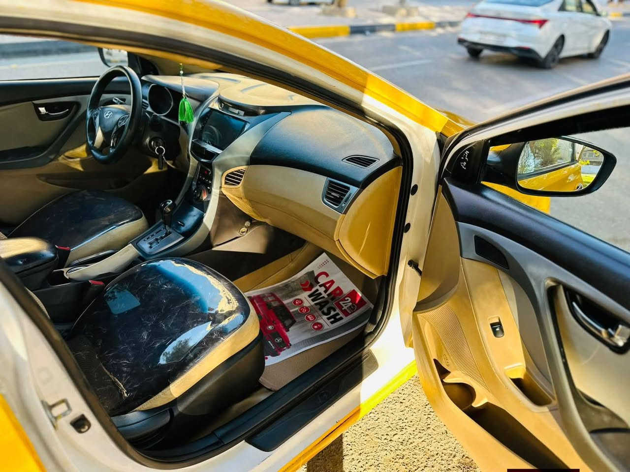 للبيع  هونداي النتره وارد خليجي السعر٨٣ ‏وبيه مجال بسيط
(((‪***********‬‏ ))) مديل 2014 حادث جاملغ فقط شرط سونار والباقي مكفول مكينه 2000 دوش مكفوله كير مكفول حداده جديده تبريد شغال موصفات فول واحد عله واحد فتحه سقف تدفئة كشنات تحكم كسن تحكم استيرن شاشه جبيره كامره دواره مري شفط تحكم مري فول الاخير رقم بغداد مداور ثاني يوم مكاني بغداد المشتل
