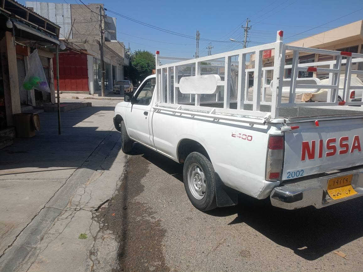 پیکاب نیستا بوفروشتن مودیل 2002
بەشرتی گیرومکینە یەک جملخی بویاخ تەمبریت بەشرت باوەرنیی  سەیارە کە زورپاکوخاوینە 2015 لی خومانە سەنەوی بەسەرجووە لە21 ژینگی درەوە 
*********** شمشمل, السليمانية
