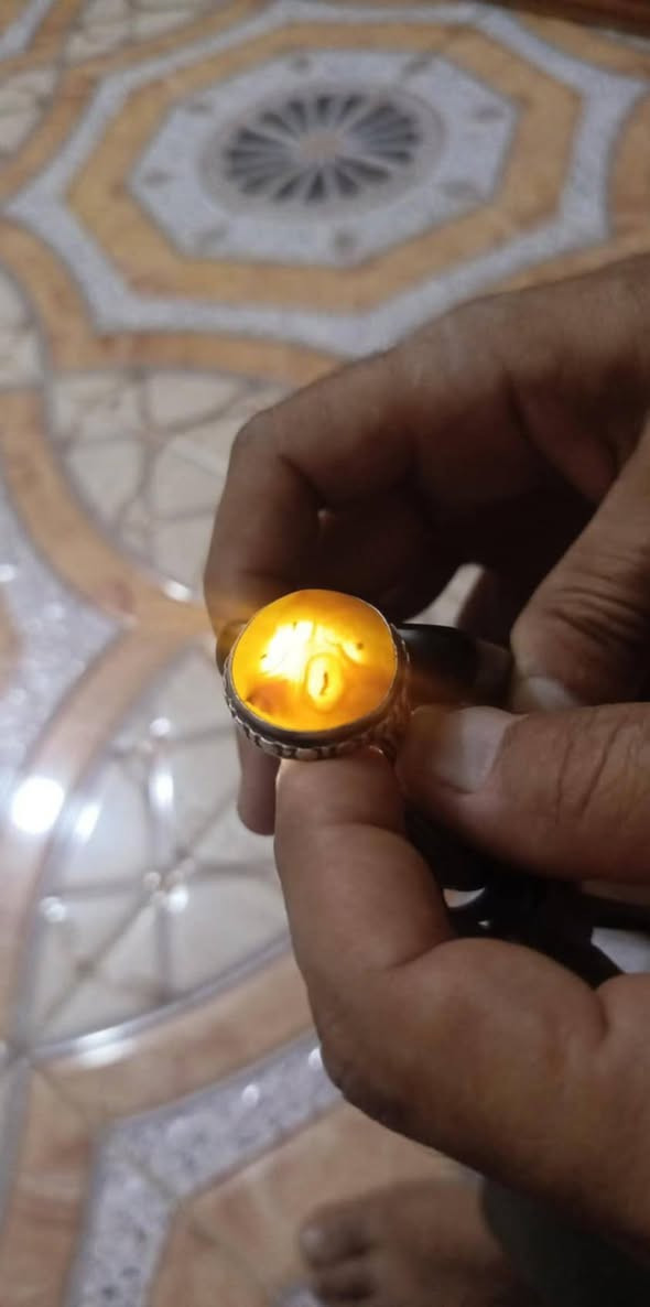 اصلي ولامجروخ ولاملعوب بيه سليماني مرتب وقطعه نادره والميعرف بيه ليعلق شتنطوني بيه حض وبخت


**إذا كنت صاحب هذا الإعلان وتريد حذفه لأي سبب، رجاءا أرسل رسالة إلى الدعم الفني**