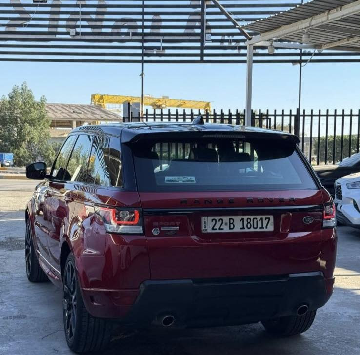 السلام عليكم
رانج روفر 2017 سبورت اعلى فئة 
خليجي مكفولة من الضربة و الصبغ 
ماشية 145,000 
فول مواصفات
فتحة 
أبواب شفط 
محرك 8 سلندر
كشنات جلد 
دواسات كهرباء 
رادار 
مساج 
و بعد اكو مواصفات 
مكان السيارة بغداد 
الرقم ***********
