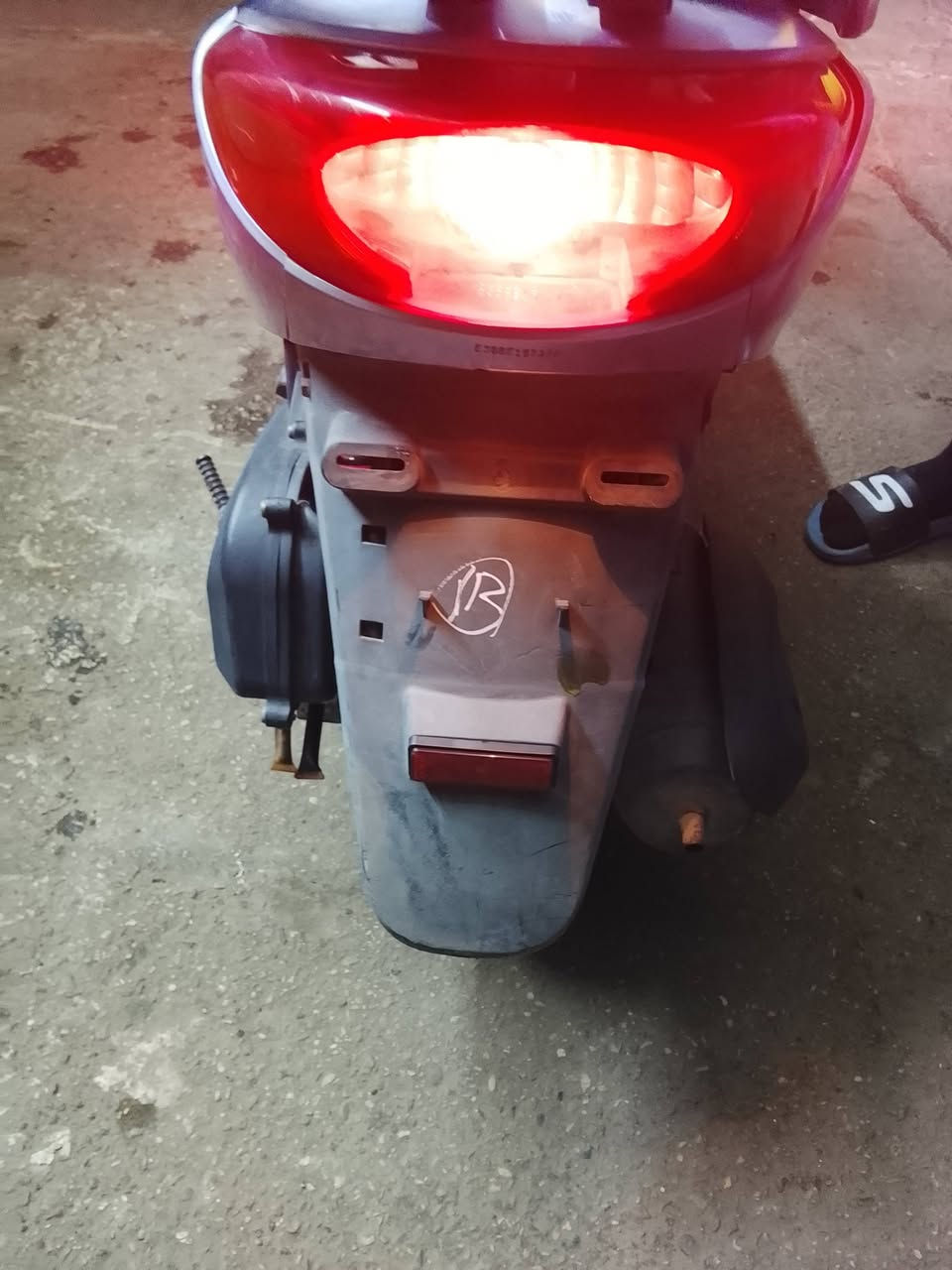 دراجه بريز بلاديه مكينه خير من الله سلف هندر كهربيات كامله العنوان شارع حيفا***********
