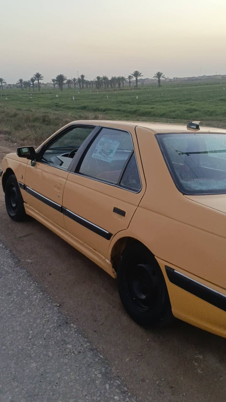 بيجو بارص ٢٠١٢ مكينه وكير  جديد وحداديه تخم تاير جديد كهربائيات شغاله
تبريد شغال  سنوية لل ٢٦  نهايتها تنتهي مصبوغه عام تحويل تكسي بيها تعمير بسيط سيارة نضيفة مال جنايه 
السعر ٢٥ وبي مجال 
الاتصال   ***********
