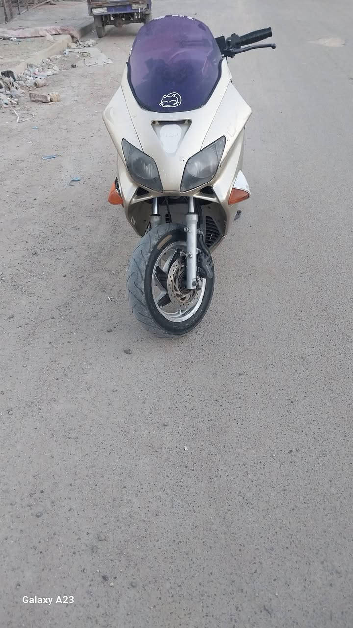 سلام عليكم دراجه فورزه ٦/٠ للبيع السعر ٦٠٠ او بيه مجال  ***********
