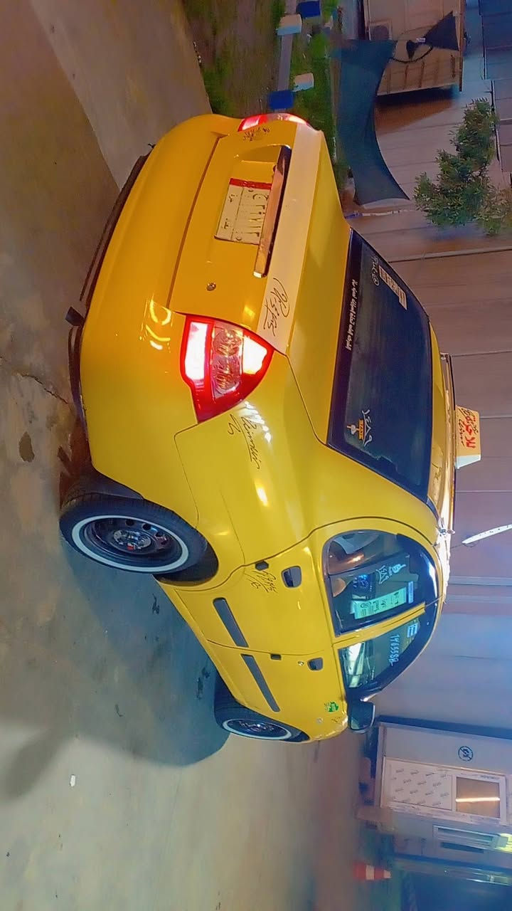 طيبة ٢٠١٥ للبيع السياره مكينه وكير شرط تبريد تدفئه شغال
طخم امامي وخلفي جديد طخم تاير جديد هئيه وغرامات صفر كاربون بانزين بيها شاشه اندرويد وسستم سماعات جدد كامرا دواره  مكاني حي الحدباء شرط الوكاله والتحويل
السعر ٤٢ وبيها مجال للطيبين 
***********
***********
