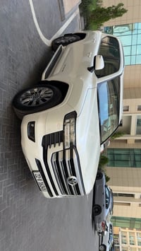 لاندكروز للبيع موديل 2025 شركه ساز GXR تنفس طبيعي  مكفوله كفاله عامه و...