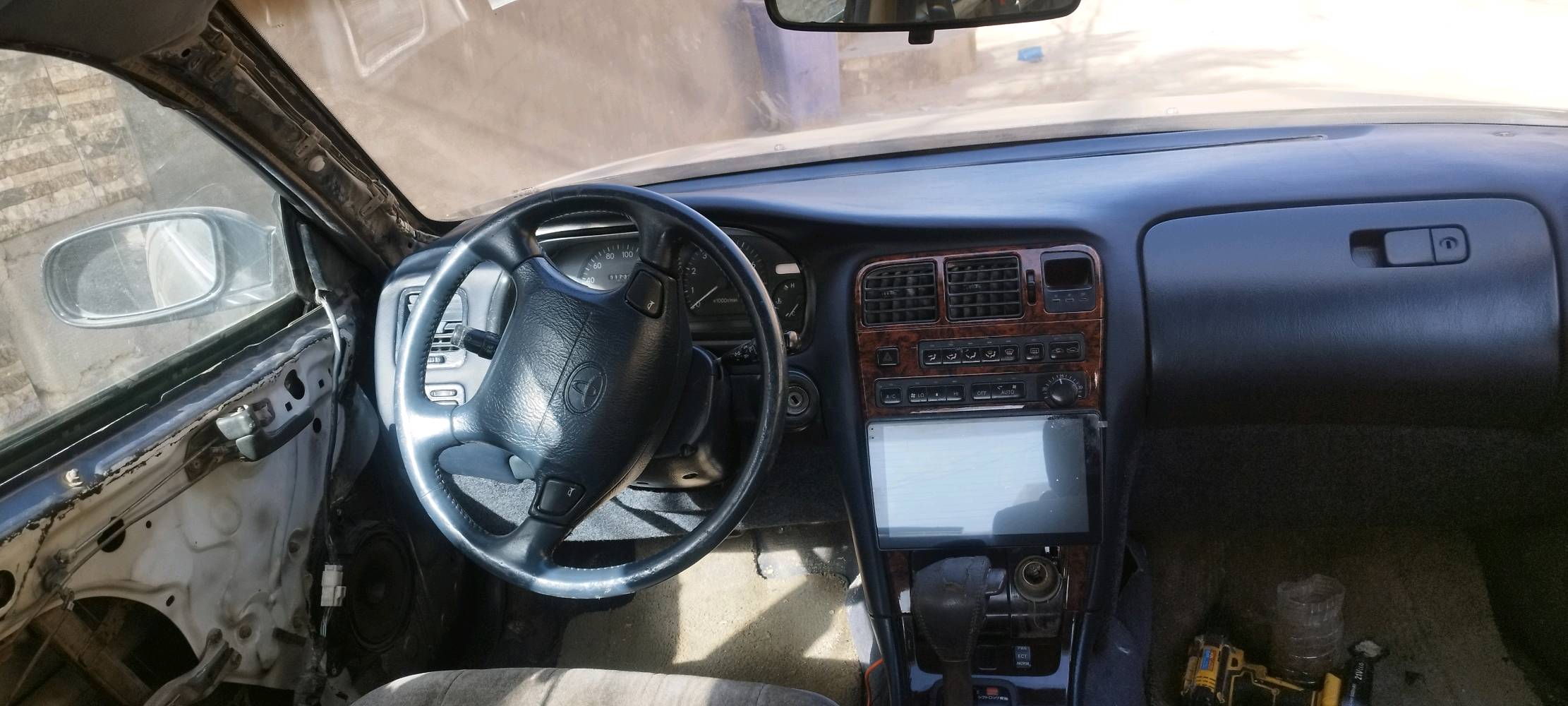 سلام عليكم مارك نفخ بسمي سنويه 2030بسمي مكفولة من الكص ولعيب الشرعي عيزه بس بطاين ولقديمات موجودات  هستوني معمره  اراوس بسياره حتلو بيه حادث  مكاني نجف  ***********