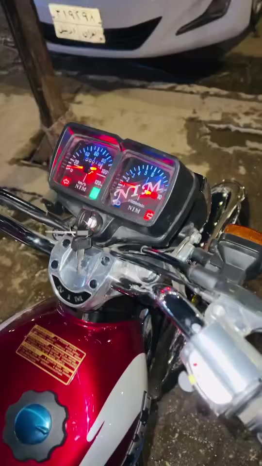 أربع كير سكنر جديد علا سحك امس طالع من الوكيل بعد بل كارتون لون ماروني يخبل من الصوره سكنر ***********هاذ رقمي خاص مفتوح سعره 800وبيهًمجال
