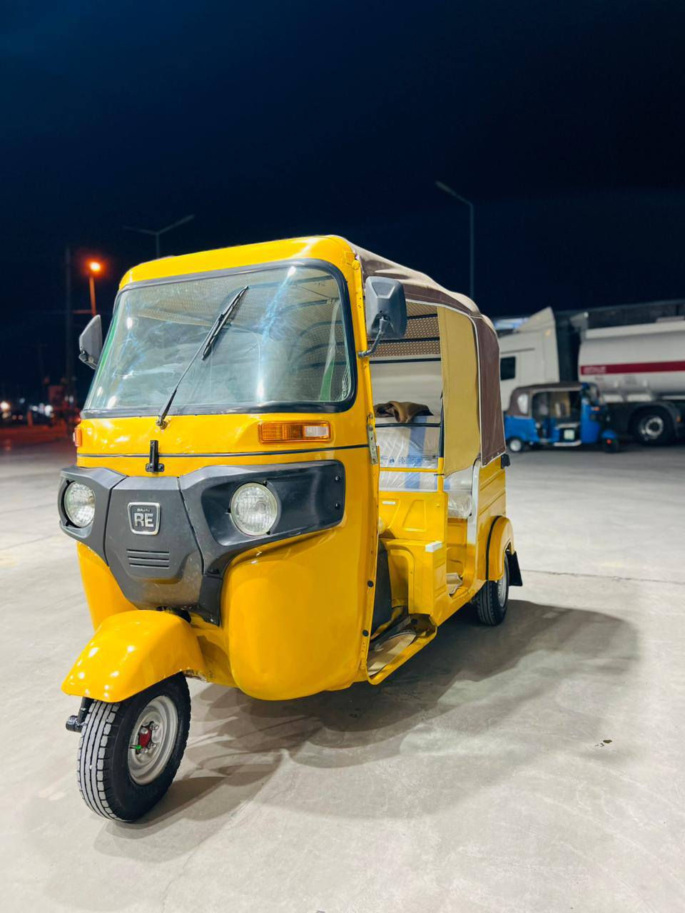 سلام عليكم تكتك للبيع موديل 19 
رقم الهاتف   *********** مكان ميسان قضاء المجر الكبير
