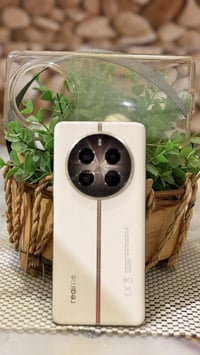 ريلمي 12برو 5G • ٥١٢ • رام ١٢+١٢