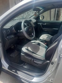 سورنتو ٢٠١٤ رقمه بغداد  السعر ١٣٣ وبيه مجال  رقم الهاتف ٠٧٧٠٠١٠٧٦٨٤