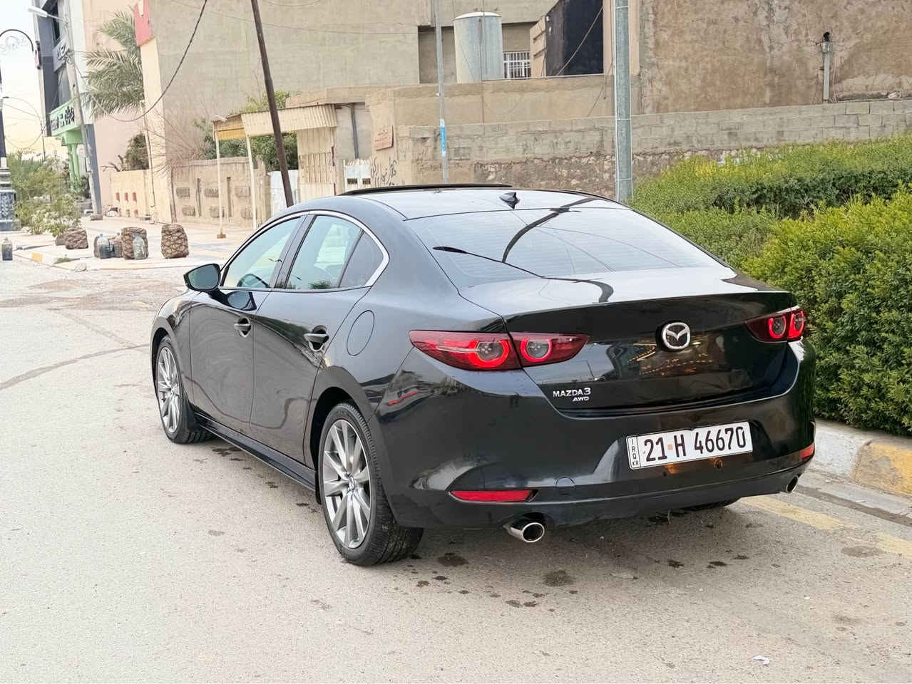 مازدا 3 بريميوم ❌
اعلى فئه فول للاخير 🔥 
موديل 2023 
اللون اسود 🖤

الضرر : اخو الكلين 
بالجاملغ الخلفي تعديل بارد 
وشبر بالصندوق صبغ 

رقم شاصي  : 3mzbpbdm1pm378054

واتساب +اتصال : *********** كركوك, العراق
