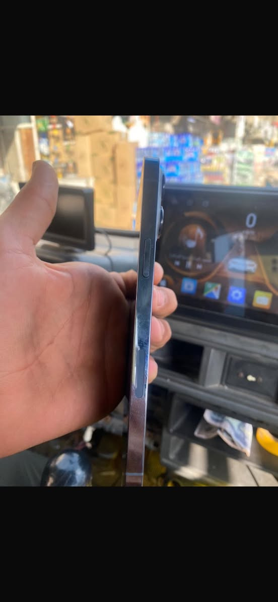 سلام عليكم آيفون 13برو ماكس فول نضافة لجهاز مامفتوح ولا مبدل بي ايشي لون لمميز لبحري لذاكره 512لبطاريه84حقيقي ما مرفوعه سعر لجهاز 650وبي مجال شي قليل حق لجيه مكاني مدينه الصدر رقم لهاتف:***********واتساب فقط
