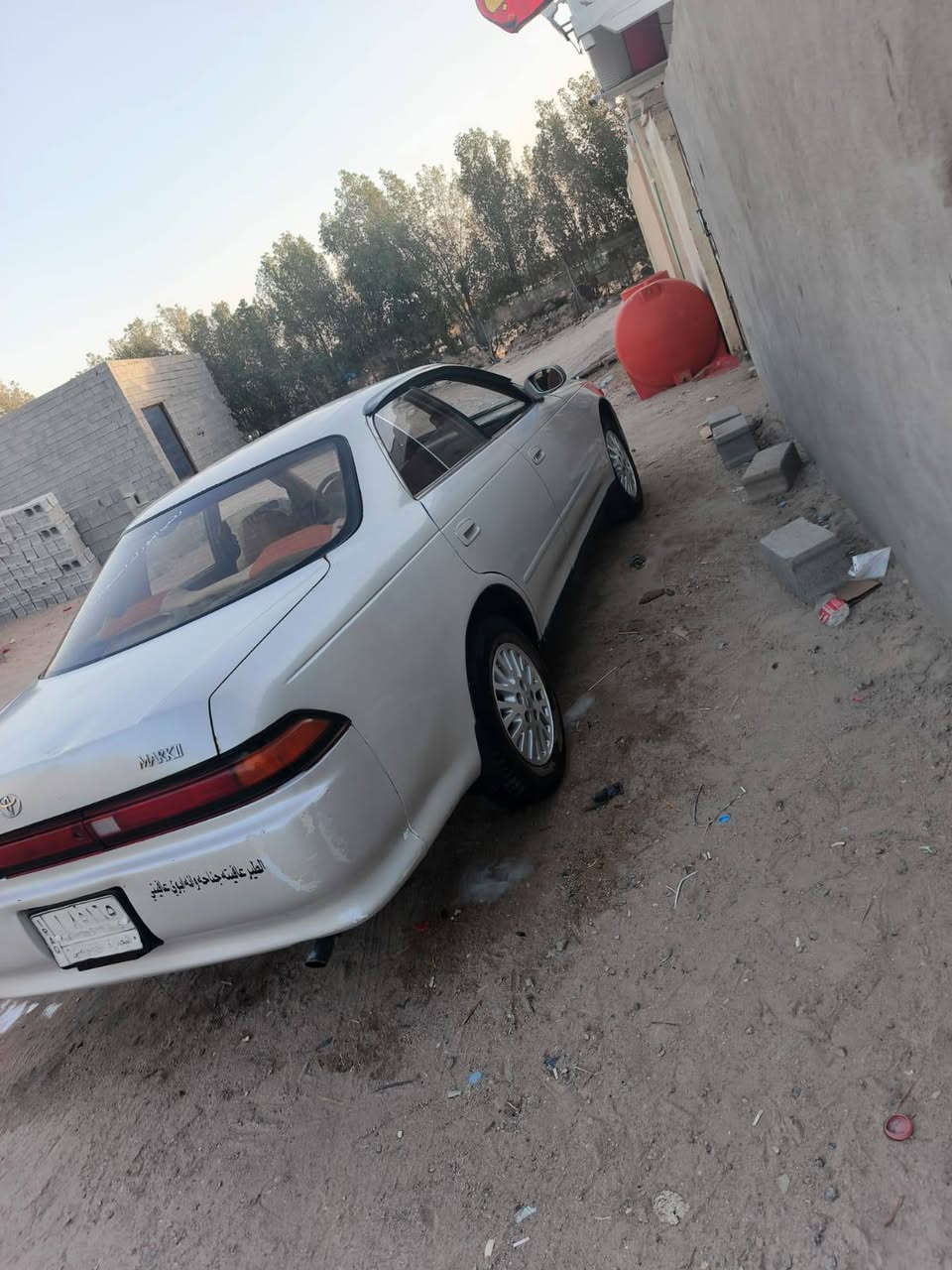 السلام عليكم سيارة مارك نفخ للبيع موديل 1993 مكفولة كص ونقل وضربة مكينة وكير ونجي جديد رقم البصرة مشروع وطني سنوية لي2026 تحويل مباشر حدادة طخم تاير جديد كهربائيات كلها شغالة السعر 44 وبيها مجال مكان السيارة البصرة سفوان رقم صاحب السيارة ***********
