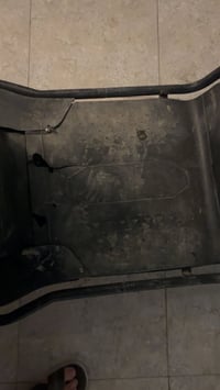 اجه شحن نوع 318 تمشي سرعه 80 فيها 3سرع قصوى وتتكون مع صندوق وجنطه كبير...