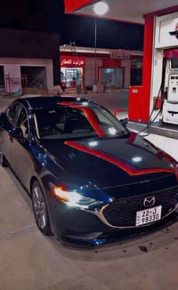 مازدا للبيع 2022 ماشيه 72 الف ضرر بنيد وچاملغ معدل بارد للاستفسار 0776...