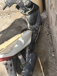 دراجة ثعلب للبيع ب200 وبيها مجال بس الدراجة طفت بانزين وبعد ماشتغلت مك...