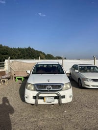 هايلوكس • ٢٠٠٩ • جير عادي