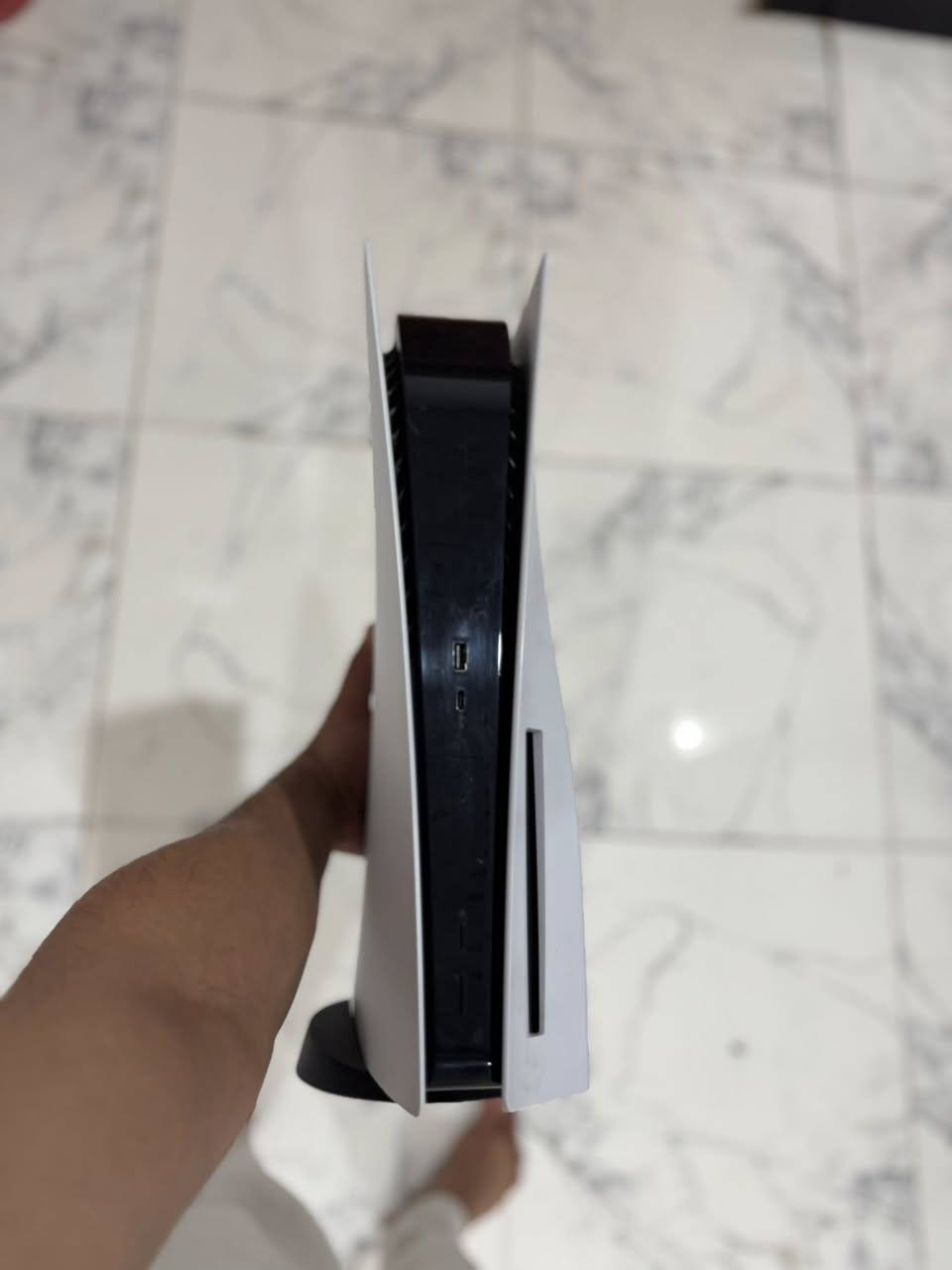 السلام عليكم شباب
للبيع جهاز ps5 فات حاله حال الجديد  وهاي الصور لا مفتوح ولا مصلح ملحقاته كله كامله من كيبلات وكارتونات يجي ويا
يو بي إس 1500 جديد مأخذه 
ويجي وياه ٣ اقراص
1- battlefield 6
2- spider man 2
3- Ghost of Tsushim ps4
 ويجي ويا مجموعة ألعاب بل حساب 

Red Dead Redemption 2
God of war 3
God of war 2018
God of war ragnarok
Call of Duty modern warfare remastered 
NFS Heat
NFS payback
NFS 
Horizon 
Knack
Knack 2
Battlefield 4
E football 
البلي أمانة لا مفتوح ولا مصلح ابد وين ميعجبك افحص وسبب البيع ماعندي وقت اله 
مكاني بغداد وهذا رقمي ***********
قيم ومنختلف ان شاء الله
