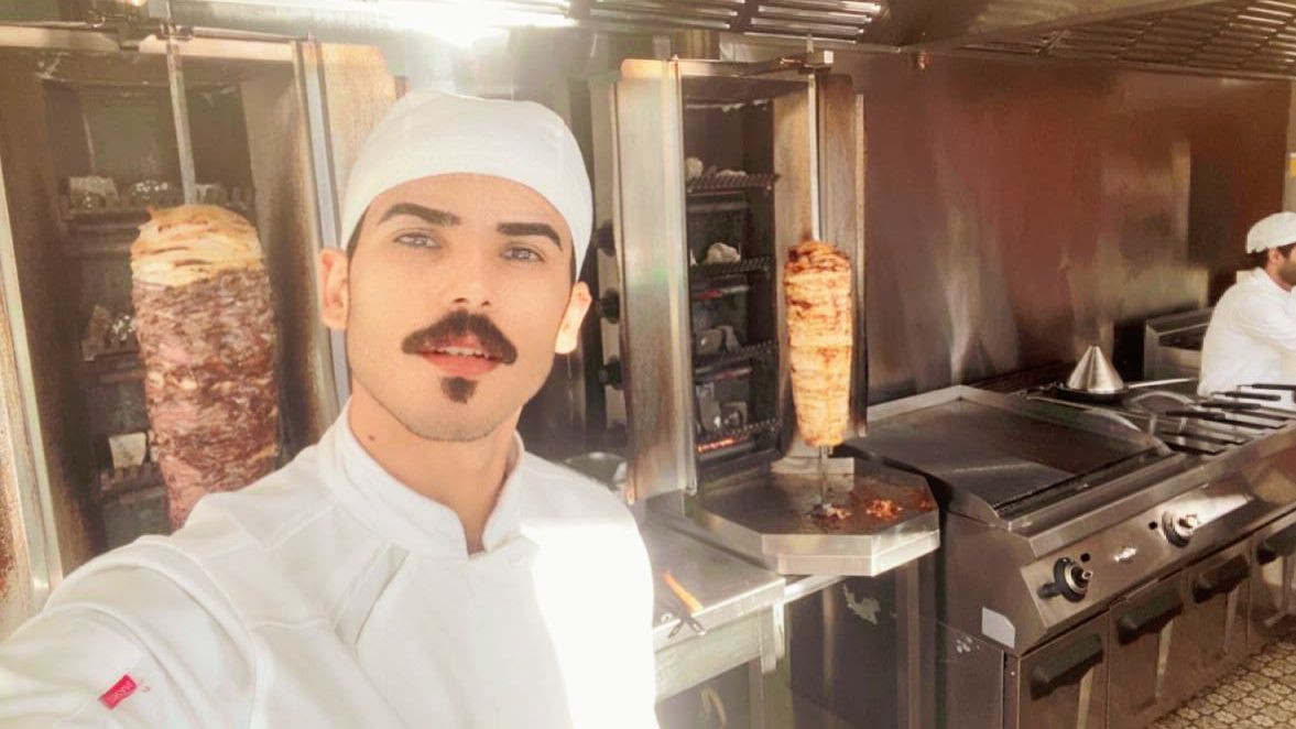 خلفه كص متفرغ للعمل *********** اني من الحله حتلو مبيت عادي بكربلا
