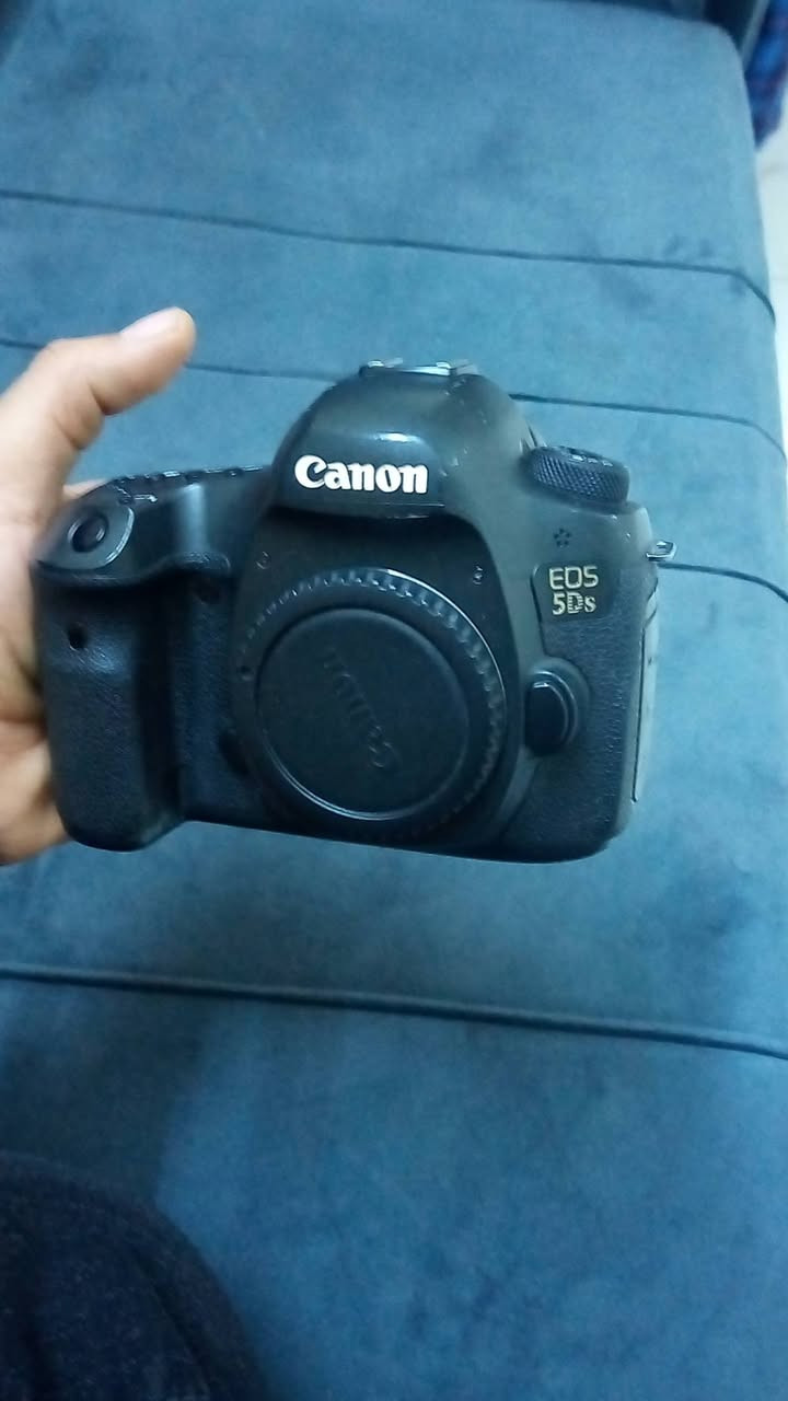 سعره ب700 جدا متوازي
كانون 5Ds


**إذا كنت صاحب هذا الإعلان وتريد حذفه لأي سبب، رجاءا أرسل رسالة إلى الدعم الفني**