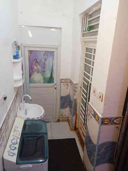 يالله دار للبيع   المساحه 125 م زراعي حي الحرية نهايه شارع 20 مقابل مجلس محافظه الدار تحتوي ع استقبال + مطبخ + صاله + غرفه + صحيات + صاله فوك متوفره كافه الخدمات ماء كهرباء مجاري قريبه ع شارع تبليط الي هوه شارع 20 

للستفسار اتصل ع *********** متوفر وتساب
