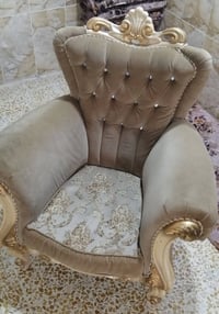 كراسي • للبيع