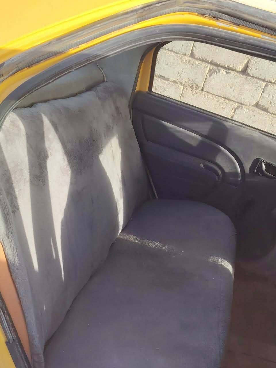 سلام عليكم سياره رينو لبيع موديل ٩ محرك بيخر حداديه جديده سنويه نافذه سعر ٢٠ وبيه مجال ‏.          ‪***********
