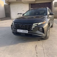 توسان موديل 2022 ماشيه 20الف السياره بيها بس البنيد فقط مبدل السياره ج...