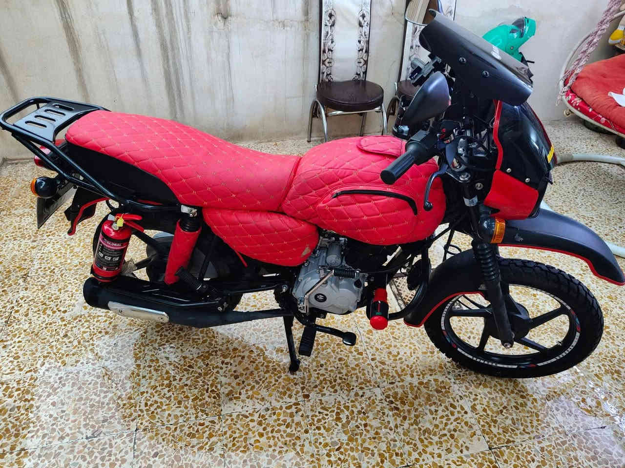 السلام عليكم بوكسر  جبلي 23 نازله ب24 بااسمي ماشيه 9الاف رقم اربيل ومكانها اربيل ***********3
