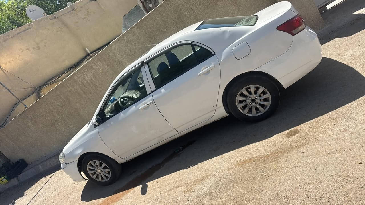 بي واي دي جي 3  موديل 2011
رقم بغداد سنويه نافذه 
مكينه تبخير بدايتها
بيها بارد بالجاملغ اليسره الامامي 
وخياسات بالدوسه قليل معمره 
تبريد شغال ثلج 
شاشه وكامره
سعر 45 وبيها مجال قليل 
*********** بي واتساب
