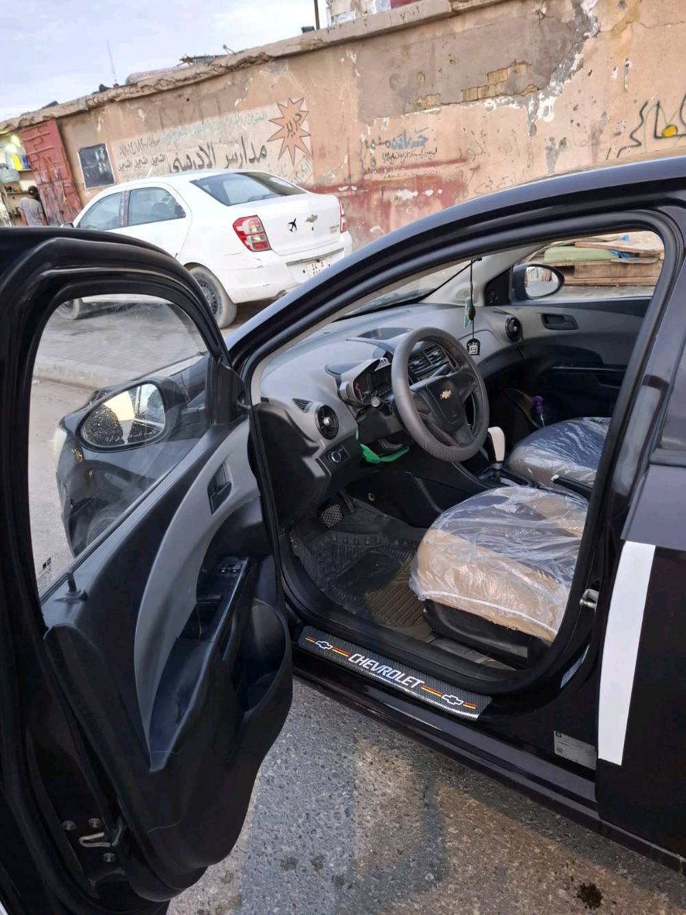 شفروليه سونيك موديل 2014 لون باذنجاني سنويه 26 الشهر التاسع نقصها كمبريسر تبريد سياره نظيفه وحلوه وعلى ايدي العنوان بصره المعقل$68


