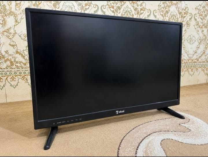 ​📺 للبيع: شاشة Tokai حجم 22 بوصة LED (بحالة ممتازة)
السعر: 60 ألف دينار عراقي بس! 💸

​✨ أهم المواصفات والمميزات:

​ألوان جميلة وصورة واضحة: الشاشة تمتاز بألوانها الجميلة المريحة للعين الي تخليك تستمتع بالمشاهدة واللعب.

​ممتازة للألعاب: الشاشة جيدة ومناسبة جداً لتشغيل ألعاب البيسي أو البلايستيشن والاكس بوكس، تنطيك أداء حلو وسلس.

​الحجم والاستخدام: بحجم 22 بوصة، تفيدك كشاشة أساسية للميز مالتك، أو شاشة ثانوية بالطول للديسكورد والبثوث ومتابعة الشات.

​ميزة تسجيل اللقطات ونقلها للموبايل: بيها ميزة USB COMPATIBLE PVR، يعني تكدر تربط بيها فلاش خارجي وتسجل لقطاتك وألعابك المفضلة مباشرة، وتكدر تاخذ الفلاش وتنقل هاللقطات بكل سهولة لتلفونك!

​اقتصادية جداً بالكهرباء: استهلاكها ما يتعدى 36 واط، يعني تشتغل على السحب والأمبيرية والـ UPS بدون أي مشاكل.

​المنافذ: بيها منفذ HDMI لربط البيسي أو الكونسول، ومنفذ VGA، ومنفذ فلاشة (USB)، ومنافذ الصوت والصورة (AV).

​الملحقات: تجي وية القاعدة (الستاند) مالتها الثنائية الأصلية.

​📍 المكان: النجف - خان النص

✉️ للتواصل: راسلو ع الخاص


**إذا كنت صاحب هذا الإعلان وتريد حذفه لأي سبب، رجاءا أرسل رسالة إلى الدعم الفني**