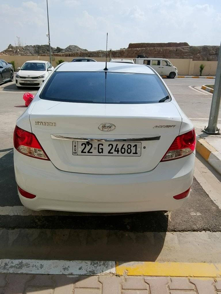 اكسنت مضلع موديل ١٢
مواصفات 
٤دسك 
٥ويلكب 
٥تكوات
سلايت 
تحكمات ستيرن 
شاشه +كاميرا 
رقم جديد وهزه جديده 
محرك شرط +كير شرط 
كل الكهربائيه جاهزه وعليها للسياره ادامه كامله 
طخمها جديد 
تدفئه تبريد كمبريسر جديد 
ملاحظه السياره بيها بارد  وبيها كارت مكانين 
للتواصل والاستفسار 

شرط التحويل !!
السعر ١٠٣وبيها مجال


**إذا كنت صاحب هذا الإعلان وتريد حذفه لأي سبب، رجاءا أرسل رسالة إلى الدعم الفني**