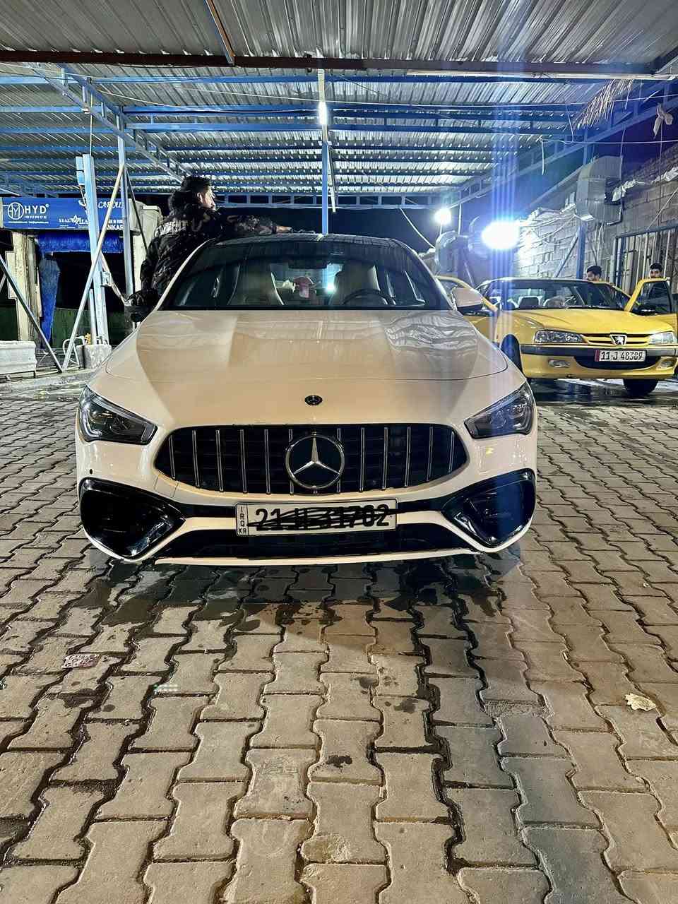 سلام عليكم.    مارسدس للبيع 2020 cla250 ماشيه 49 ميل.  حادثها. جاملغ خلفي. وصندوك السياره فورمتك  فول. كشنات جلد. تدفئه تبريد.   تو ون تيربو. فول مواصفات.   للبيع فقط.  للستفسار. ***********
