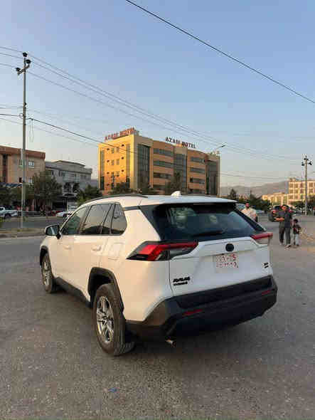 السلام عليكم 
تويوتا موديل 2024
سعر : 178 ومجال 
اللون : ابيض 
عداد المسافة : 5 الف 
حجم المحرك : 2.5L ( 4.سلندر ) هايبرد 
ملاحطة السيارة : عام صبغ بدون دواخل و ارباگات امامى و خلفى كبس سياره كامله و جاهزه دينار مصرف ما بيها 

ارباگ فقط پرده طاك 

المواصفات : XLE

دةبل اكسل (𝐀𝐖𝐃)
كيج الكـــترونـــي
‏‎ابـــواب بصمة
‏‎بصمة تشغيل 
تشغيل عن بعد (𝐑𝐄𝐌𝐎𝐓𝐄 𝐒𝐓𝐀𝐑𝐃)
‏‎شاشة كبير لمس
كامــــيرا
هاند بريك بصمة
اوتو هولد (𝐀𝐔𝐓𝐎 𝐇𝐎𝐋𝐃)
اوتو ستارات (𝐀𝐔𝐓𝐎 𝐒𝐓𝐀𝐑𝐓)
اوتو ستوب (𝐀𝐔𝐓𝐎 𝐒𝐓𝐎𝐏)
رادار امامي (تحديد مسار)
‏‎رادار جانبي (نقاط عمياء)
‏‎رادار خلفي (التحذير من الاصطدام)
‏‎حساسات امامي
‏‎حساسات خلفي 
نظام (𝐄𝐂𝐎)
نظام (𝐍𝐎𝐑𝐌𝐀𝐋)
نظام (𝐒𝐏𝐎𝐑𝐓)
نظام (𝐒𝐇𝐎𝐖 𝐧𝐨/𝐨𝐟𝐟) 
نظام (𝐌𝐔𝐃&𝐒𝐀𝐍𝐃) 
نظام (𝐑𝐎𝐂𝐊&𝐃𝐈𝐑𝐓)
نظام (𝐏𝐔𝐒𝐇 𝐍𝐎𝐑𝐌𝐀𝐋)‏‎
تحكمات استيرن 
‏‎كشنات كهربائي 
‏‎كشنات هيتر
‏‎تبريد لمس
‏‎تبريد مركزي 
‏‎صندوق شفط كهربائي 
‏‎لايتات ليـــLEDـــد عدسة زينون بيلادي
‏‎بلوجكترات ليـــLEDـــد بيلادي
‏‎بكلايتات ليـــLEDـــد بيلادي
‏‎ويـــل كـــروم حجم 19

تفاصيل اكثر الاتصال علی ارقام التاليه ‏
واتساب 
☎️ ***********

عنوان📍عقره اكر
