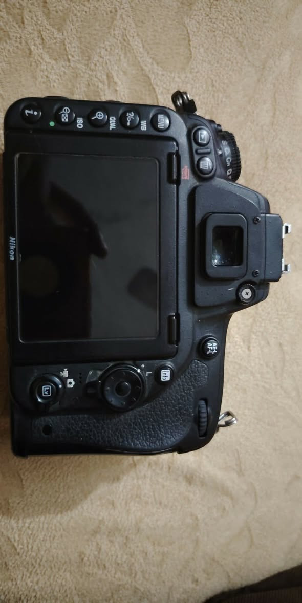 كامره نيكون 750D بدي للبيع
نضافه 90‎%‎

بدي وبطاريه وشاحنه وكيبل ناقل 

رايدها ب600 

مكاني بغداد مدينه الصدر


**إذا كنت صاحب هذا الإعلان وتريد حذفه لأي سبب، رجاءا أرسل رسالة إلى الدعم الفني**