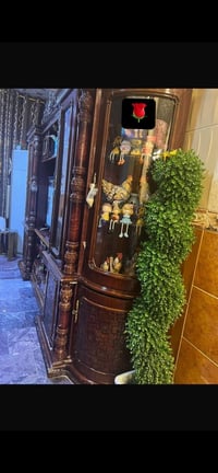 معرض للبيع • دواليب • أثاث