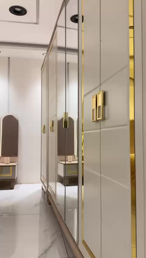 *لا نتعامل في التقليد نهائياً*
*وموديل ايلين3 *    وغيرها هي من

*تصميم خاص مجموعه الفهد
      .          ~حصرا~

*تم  وصول موديل *ايلين3*
10قطع 
قياس الكنتور 340سم
سرير مخزن
ضهر بلوك 
اناره على المس 
اناره بل ميز تواليت 
 طابوريا بشكل جديد   
 شغل فول درجه اولى 
معمل الاصلي
  السعر  *مليون 790,000*


**إذا كنت صاحب هذا الإعلان وتريد حذفه لأي سبب، رجاءا أرسل رسالة إلى الدعم الفني**