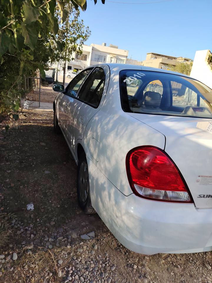 نيسان صني 2010 يه ك پارچه ى بوياخه بى ناو گرتن دواو پيشى كه پسه سه نه و ى به سه ر چووه.. هه يكه لى زور جوانه بى ته قه و ره قه *********** السليمانية, العراق
