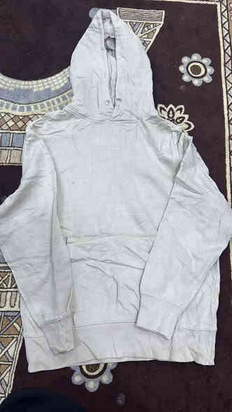 السلام عليكم بنات بالات كسر وعندي سويترات ٢)٥جدد وجواريب القطعه بربع  واكو اطفال جدد القطعه حسب القطعه مكاني الفحامه فرع مطعم كرم النور 
رقمي مفتوح وبي وتساب ***********
