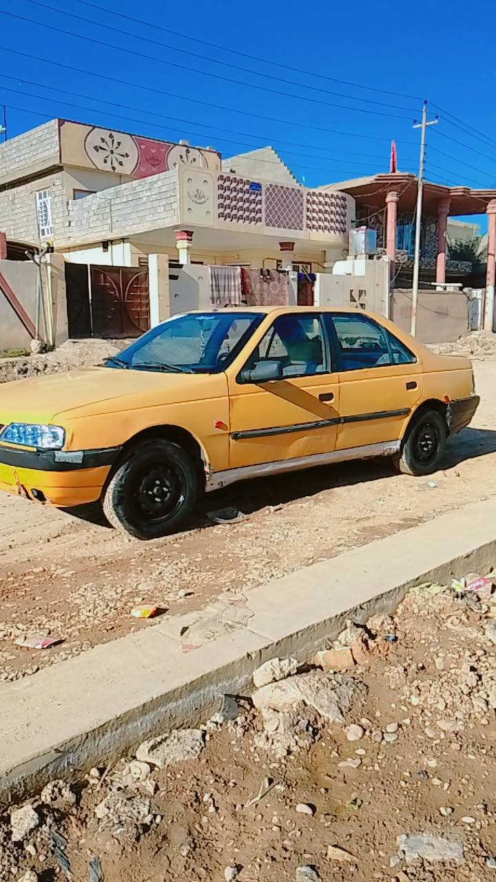 السلام عليكم للبيع بيجو رواى موديل 9سياره جاهزه كير مكينه اكسن شرط كهربائيات كلها شغاله السياره خير من الله راعيها موجود يريد تحويل رقم نجف تخم تاير باتري جديد السعر 16وبيها مجال المكان ديالى الستفسار ***********واتساب
